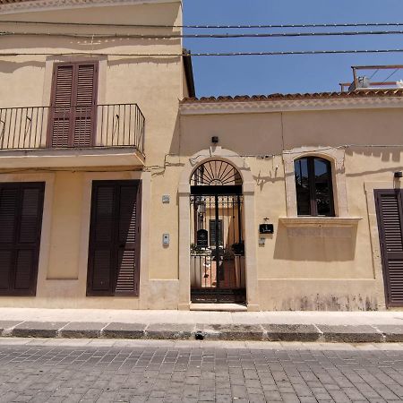 ノートLa Lanterna Casa Vacanzeアパートメント エクステリア 写真