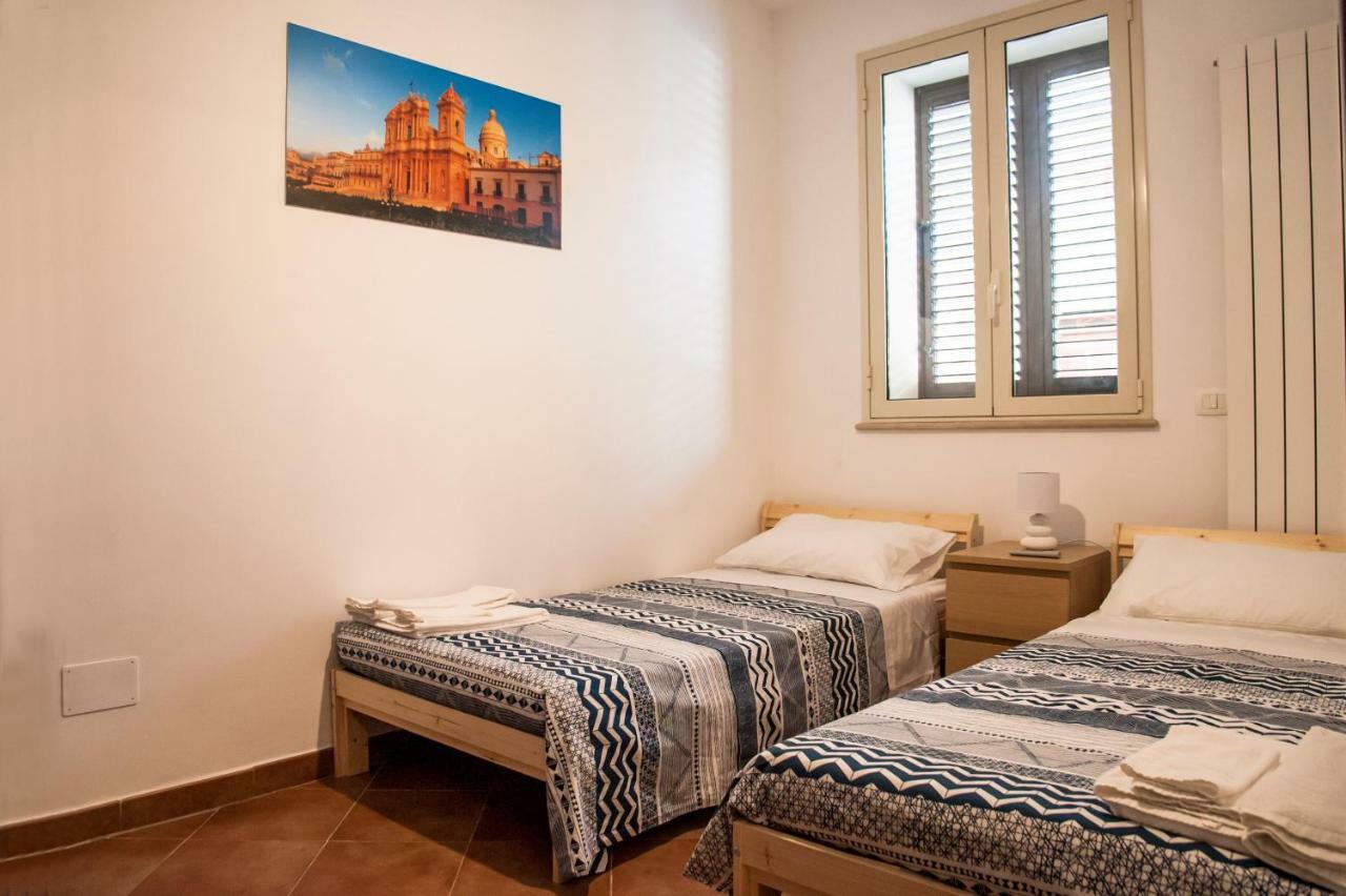 ノートLa Lanterna Casa Vacanzeアパートメント エクステリア 写真